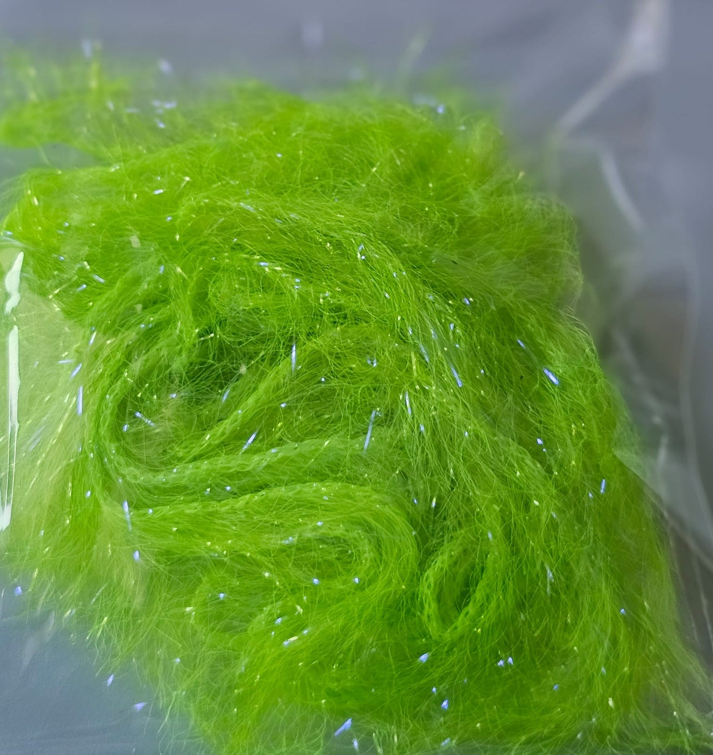 Intense Lime UV Polar Straggle