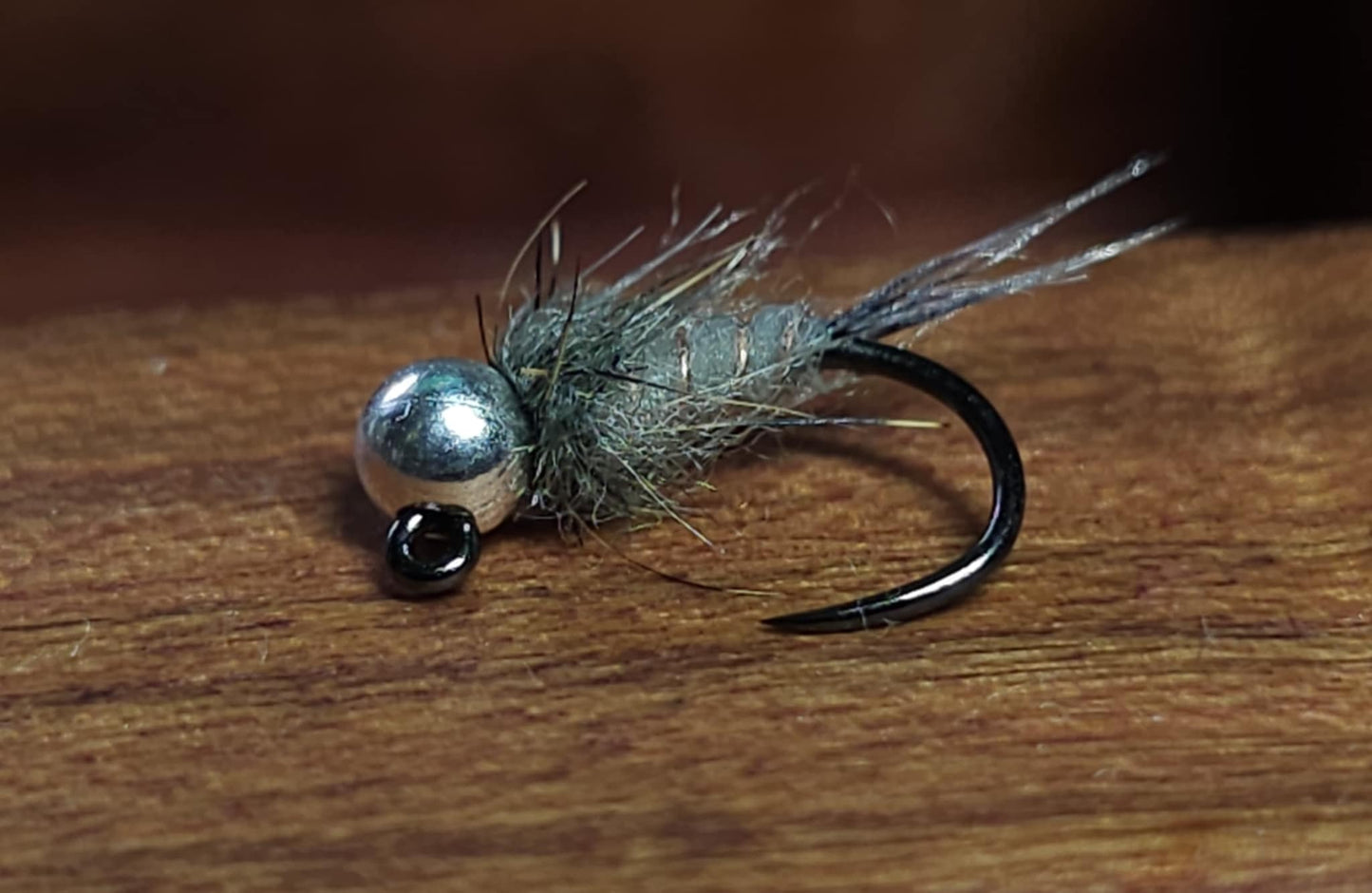 Pale mayfly jig