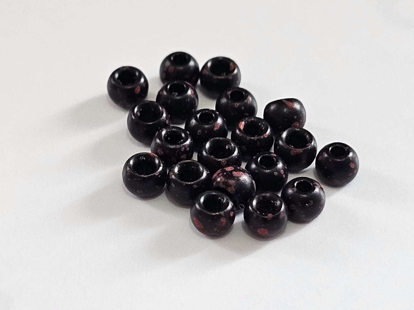 Black/Red 3.2mm Brass Beads